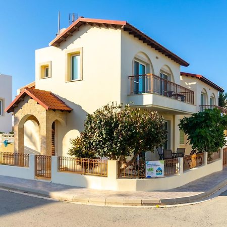 Villa Francesca Paralímni Extérieur photo